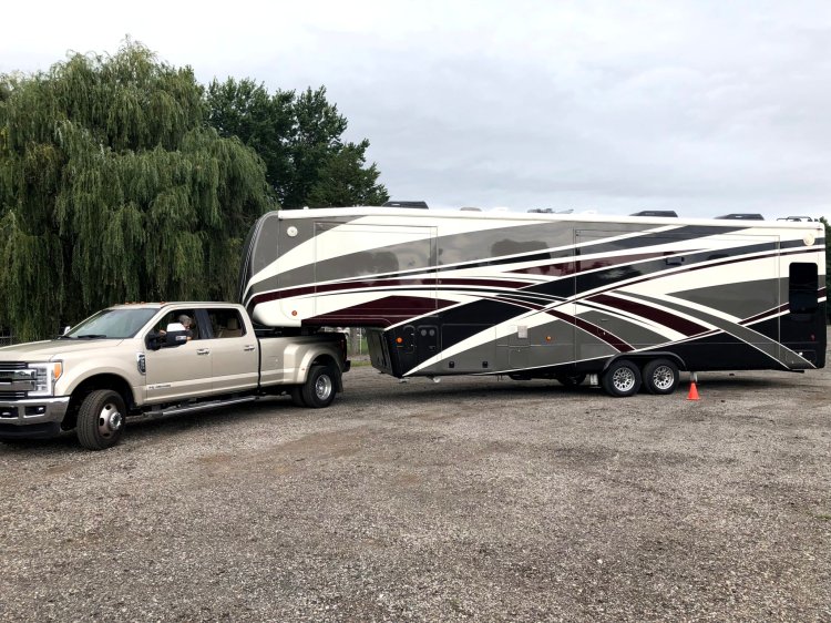 Mo38lfqWRgiHa4IsVdEy5g